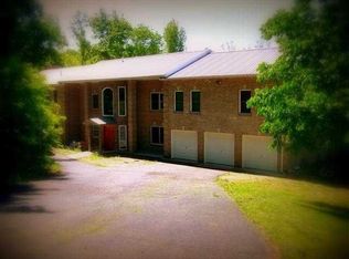 517 Tinsley Crk, Eddyville, KY 42038