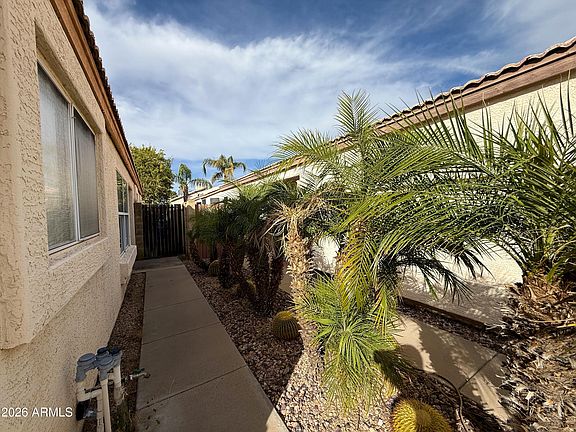 2nd image of 4622 E GROVERS Avenue
