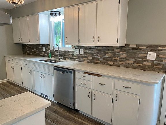 5th image of 1437 Harden Dr