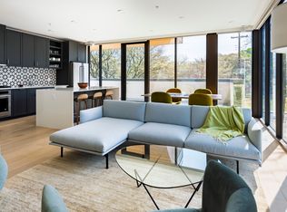 1600 S 1st St #219, Austin, TX 78704