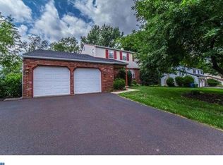 928 Powderhorn Dr, Lansdale, PA 19446