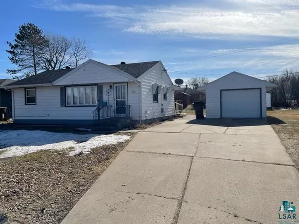 3313 Outer Dr, Hibbing, MN 55746