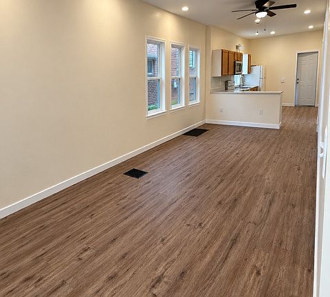 2nd image of 9214 S King Dr