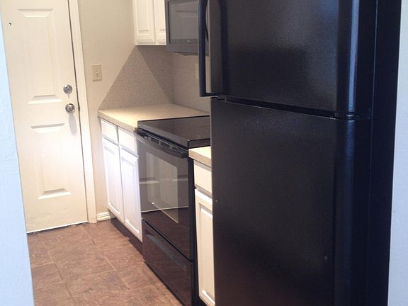 5th image of 1716 Andover Ct