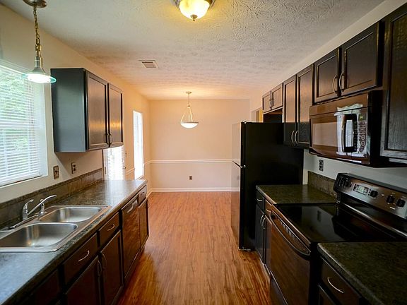Updated kitchen with new appliances