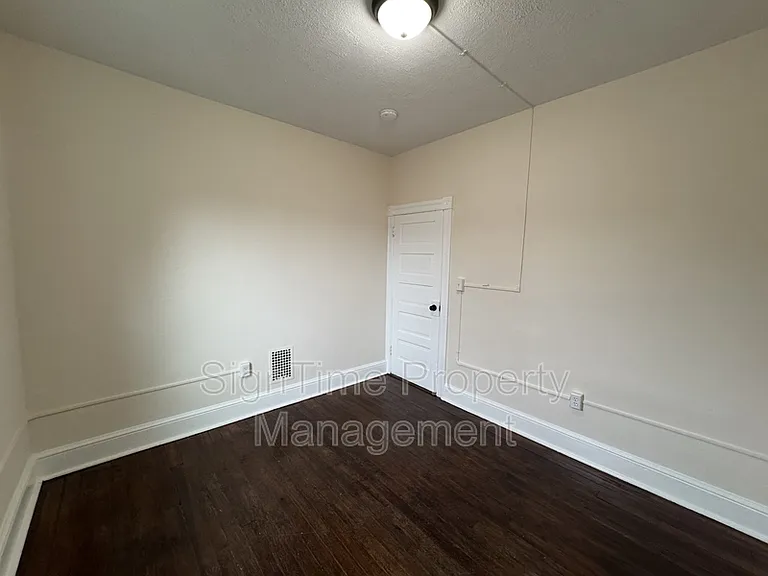836 W Washington St — Photo 12