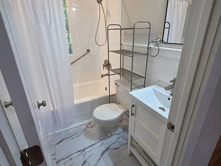 39A Park St — Photo 4