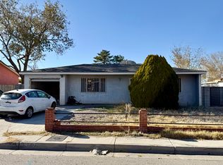 517 Martha St NE, Albuquerque, NM 87123