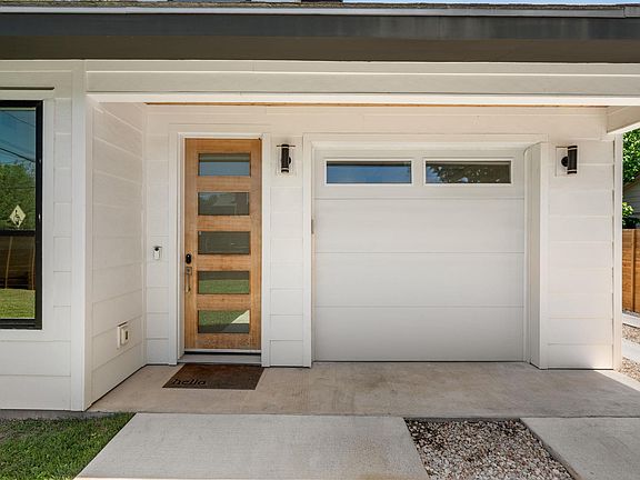 2nd image of 508 Capitol Dr #1