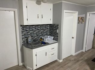 20 Perry Ave APT 3, Worcester, MA 01610