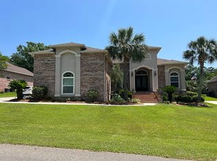 7520 Cherry Hill Dr, Diamondhead, MS 39525