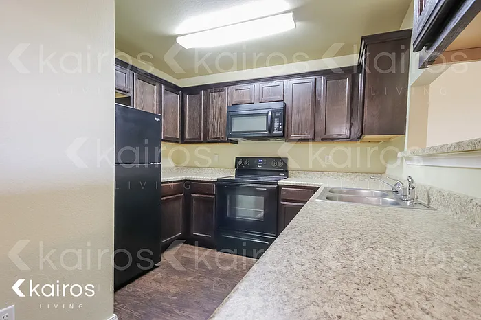 5001 Thomas St #B — Photo 5
