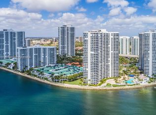 Mystic Pointe, Aventura, FL 33180