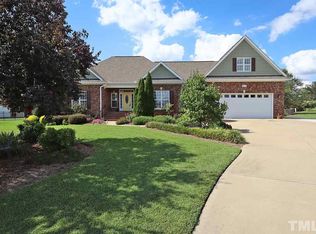 57 Muscadine Ct, Lillington, NC 27546