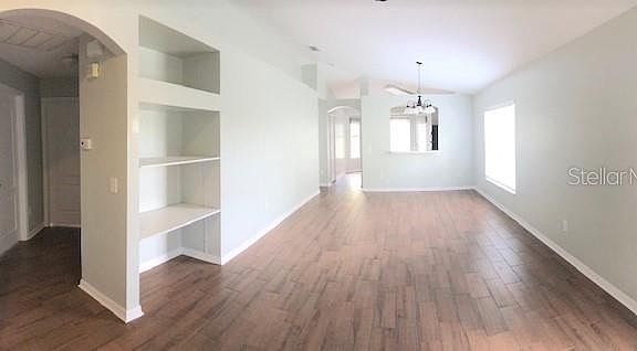 5th image of 10122 Perthshire Cir