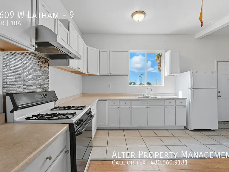 1609 W Latham St #9 — Photo 11