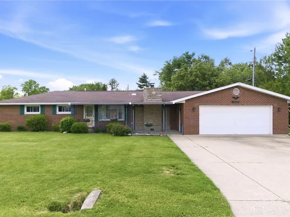 3071 Axe Dr, Fairborn, OH 45324