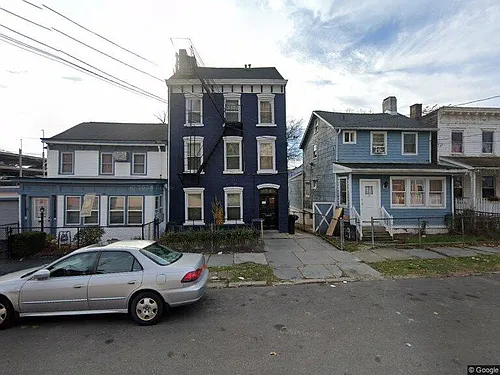 27 Carter St Photo 1