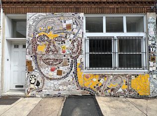 721 Bainbridge St, Philadelphia, PA 19147