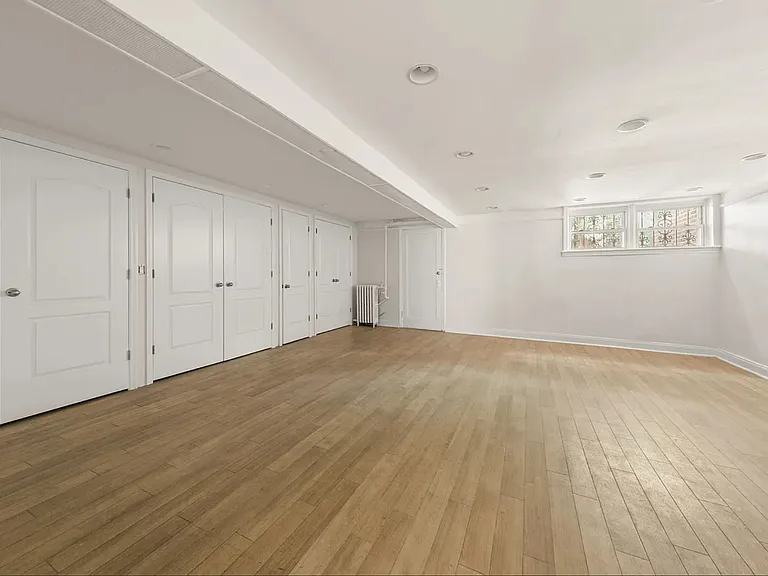 682 Midwood St #1 — Photo 2