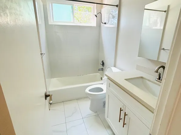 711 N Jackson St APT 5, Glendale, CA 91206