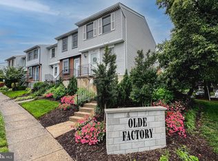 2810 S Meade St, Arlington, VA 22206