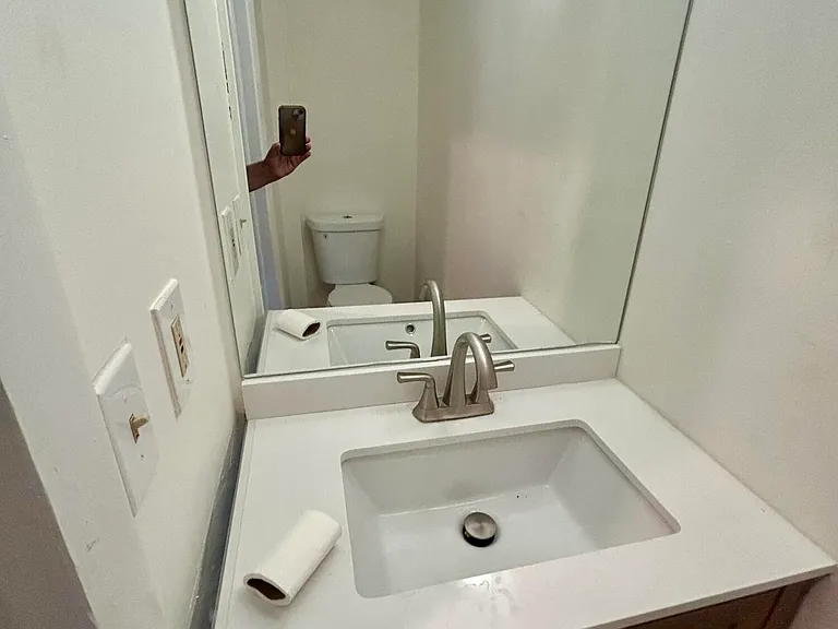 22822 Pinewood Ct — Photo 15