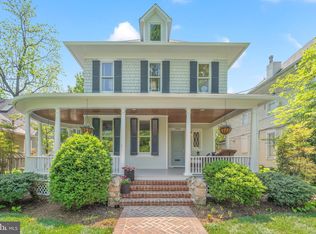 3524 Raymond St, Chevy Chase, MD 20815