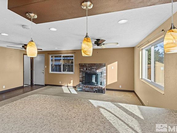 5th image of 3059 Meadowlands Dr