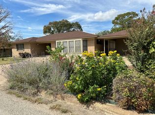 300 Nancy Ann St, Hamilton, TX 76531