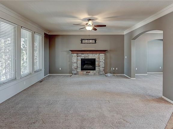 5th image of 16627 S Lind Rd