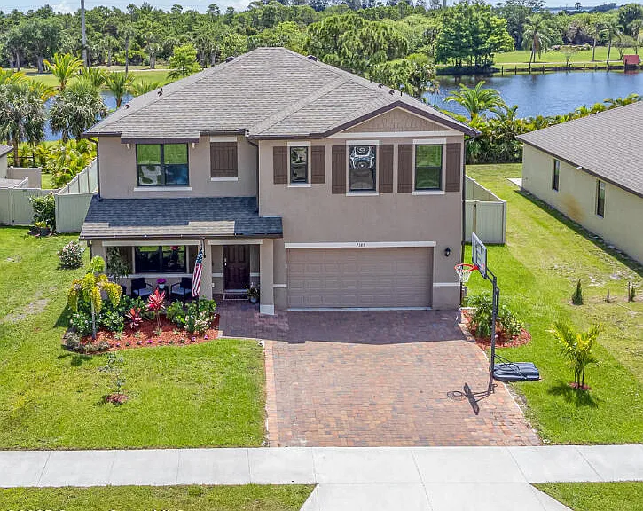 7389 Tourmaline Dr — Photo 3