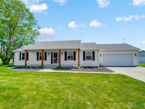 1764 Irvin Rd, Jamestown, OH 45335