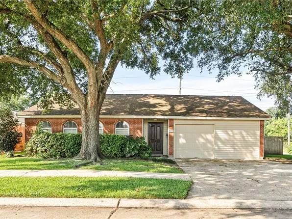 800 Hickory St, Gretna, LA 70056