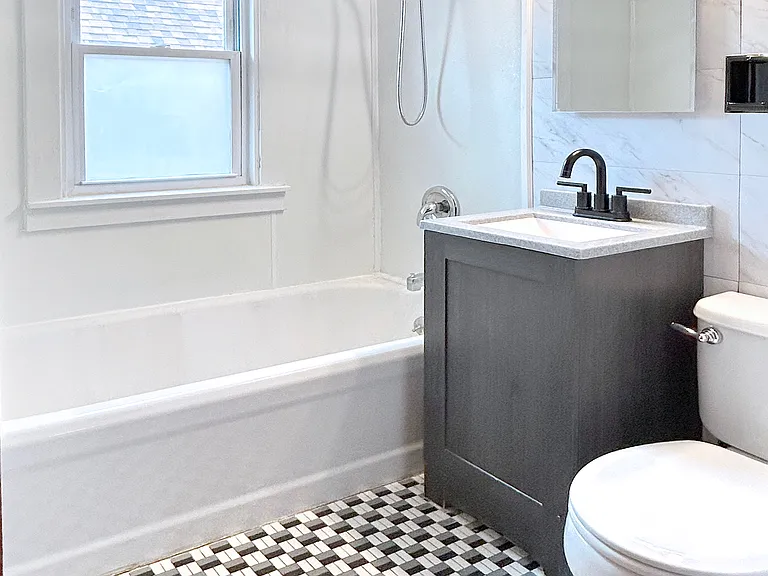 2566 S Howell Ave #A — Photo 7