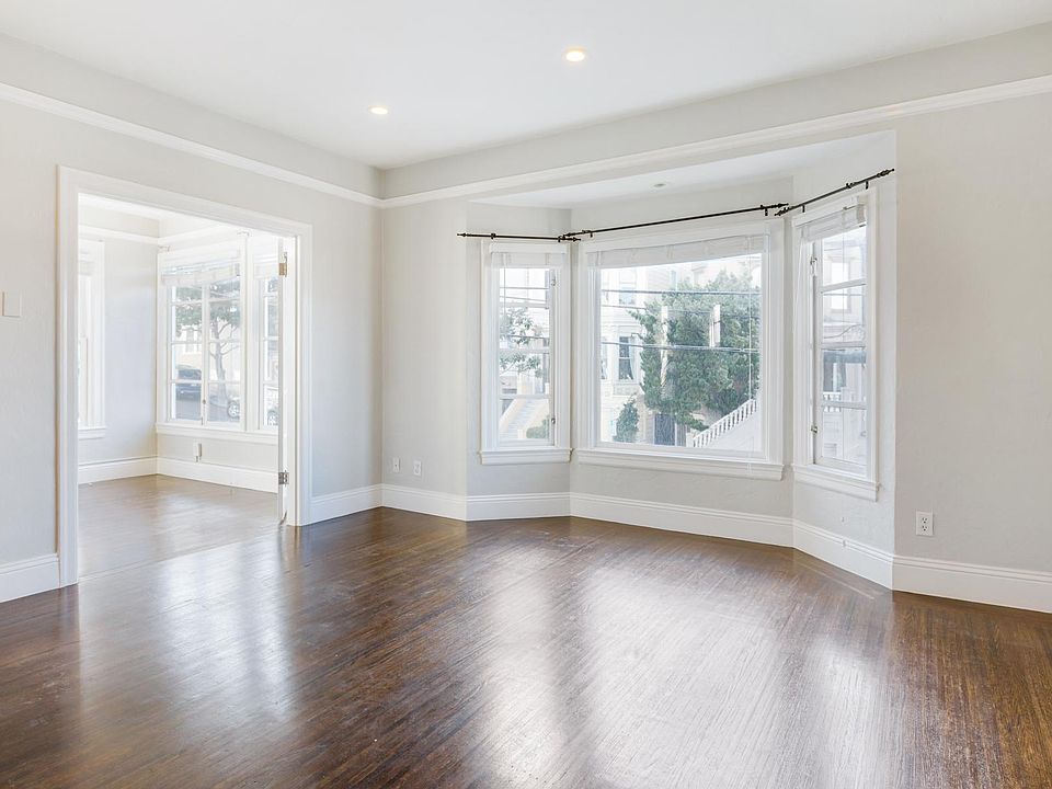 1st image of 1899 Green St APT 4