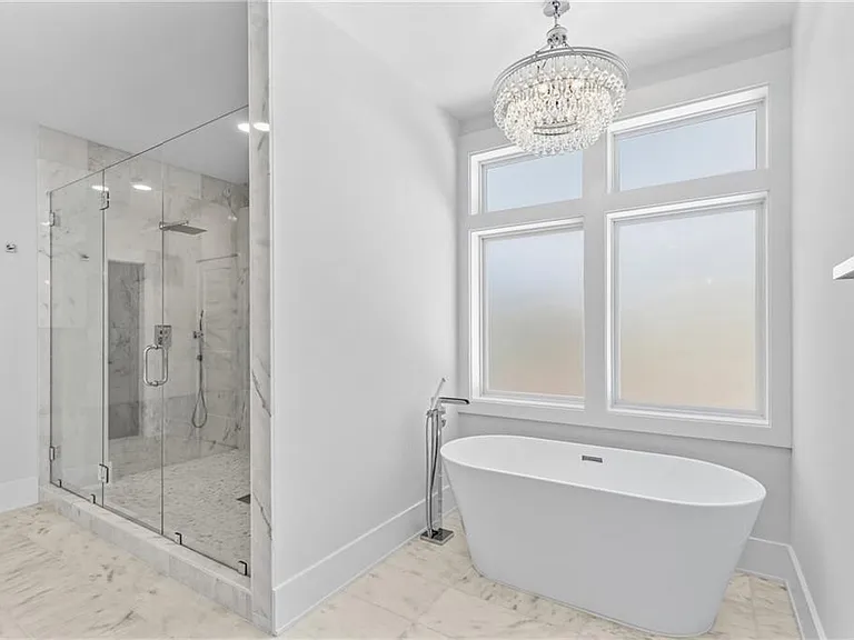 15448 Hopewell Rd — Photo 32