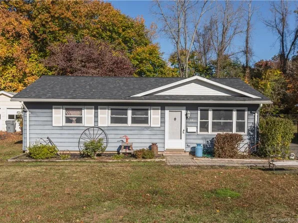 28 Hardwood Road, Plainville, CT 06062
