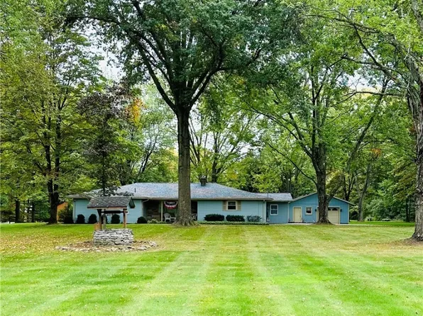 19119 W Middletown Rd, Beloit, OH 44609