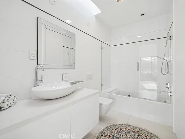 4607 Perham Rd — Photo 50