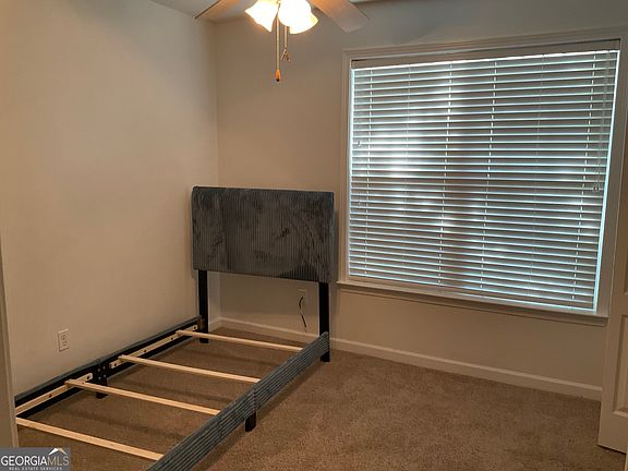 5th image of 305 Manchester Ln