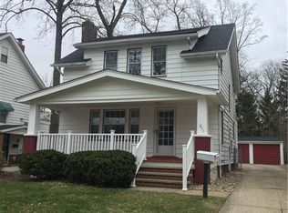 851 Montford Rd, Cleveland Heights, OH 44121