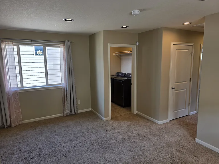 16360 NW Rossetta St — Photo 28