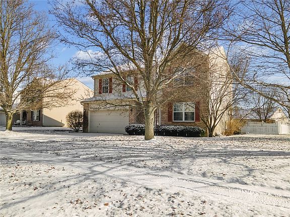 3rd image of 313 Sagebrush Dr