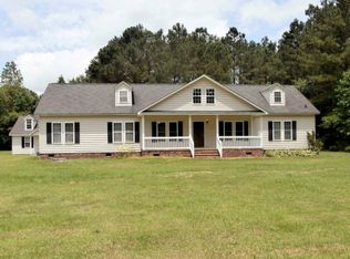 926 Jenkins Farm Rd, Pinetops, NC 27864