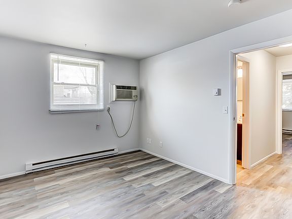 5th image of 1212 Bellefontaine Ave APT 11