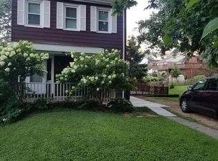 1692 W 3rd St, Dubuque, IA 52001