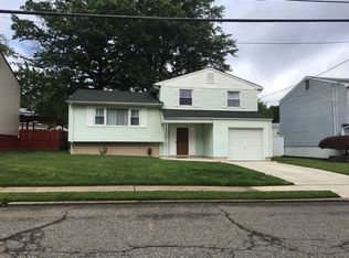 1027 Rudyard Dr, Perth Amboy, NJ 08861