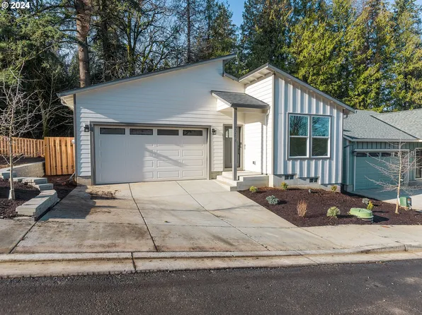 2251 NE 207th Pl, Fairview, OR 97024