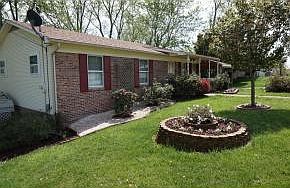 1st image of 70 Glendale Dr
